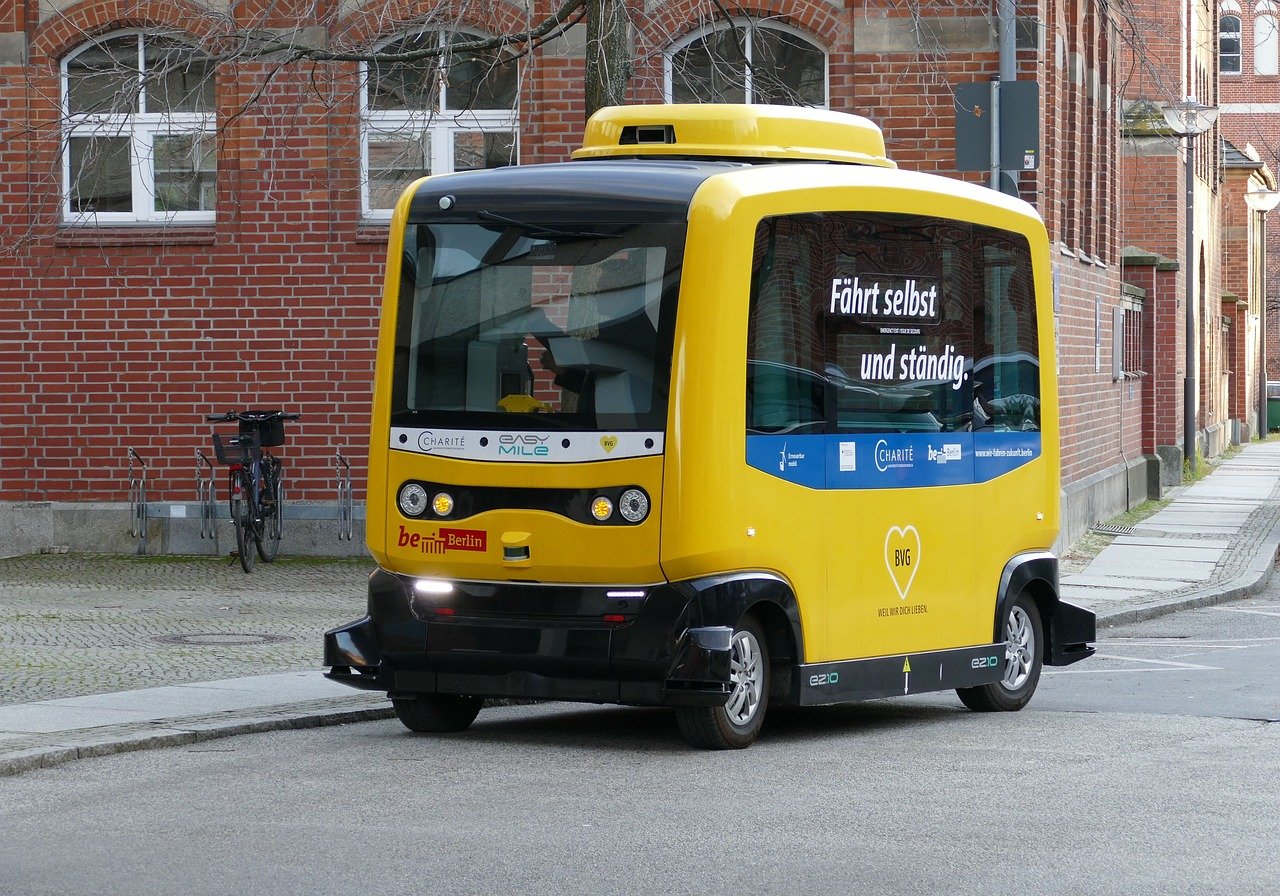 Mengenal Teknologi Mobil Otonom: Masa Depan Transportasi