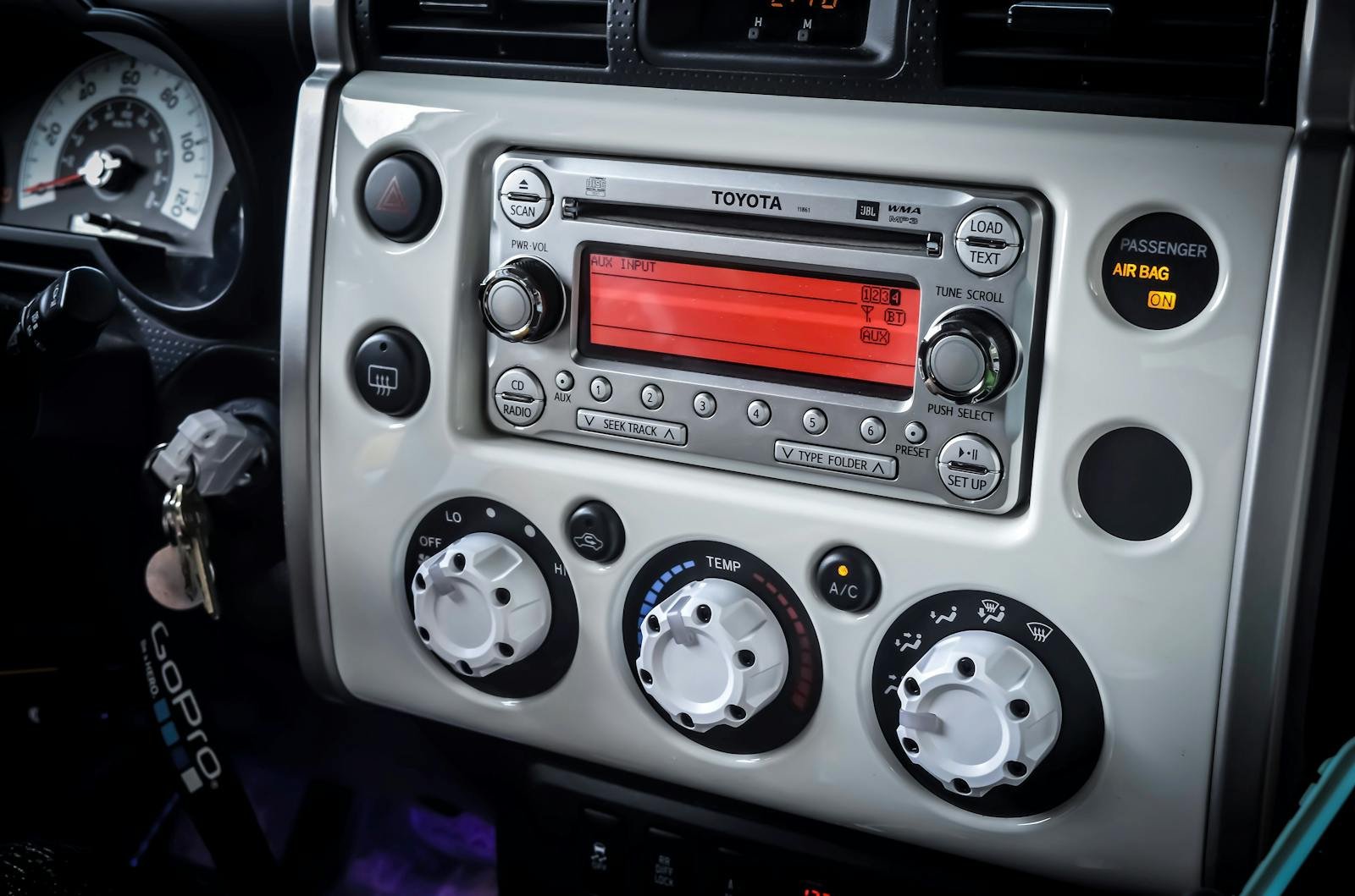 Menciptakan Pengalaman Berkendara Seru dengan Sistem Audio Mobil Terbaik